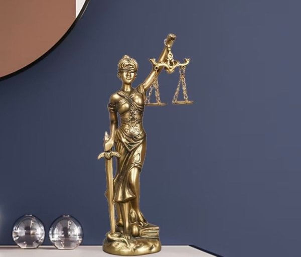 Escultura Diosa de la Justicia (Themis) en Resina Bronce Dorado - imagen 1