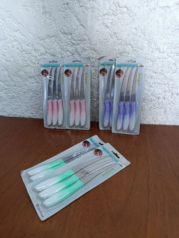 Lote siguiente: Cuchillos de mesa de alta calidad