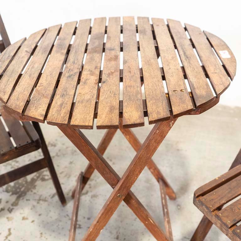 Mesa y sillas de jardín plegables en madera - imagen 3