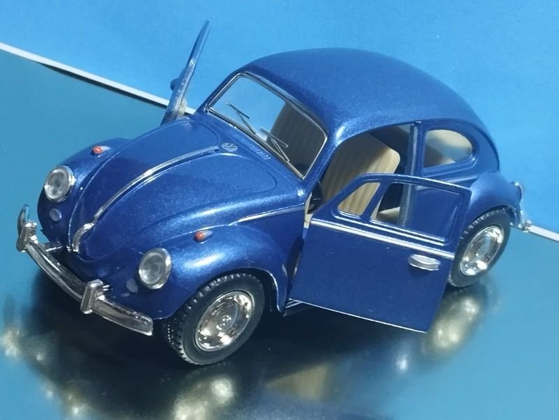 Colección de Auto Vintage en Color Azul - imagen 2