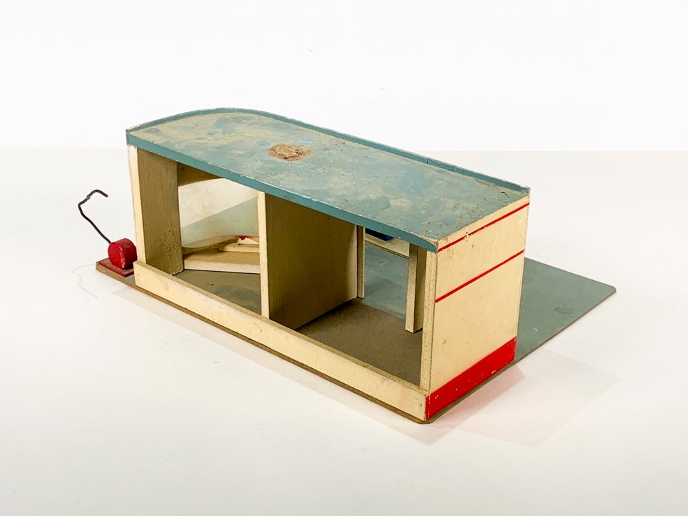 Maqueta de estación de servicio Esso en fibra - imagen 4