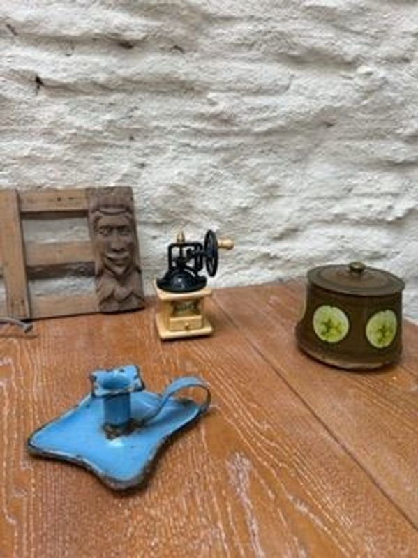 Lote de adornos y objetos decorativos en madera - imagen 5
