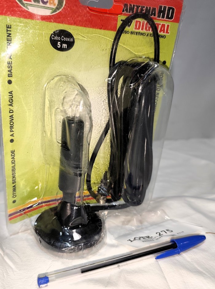 Antena TV Digital HD Magnética con Cable Coaxial de 5 Metros