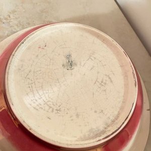 Jarra y Jofaina de Loza Antigua con Sellos y Detalle en Asa - imagen 8