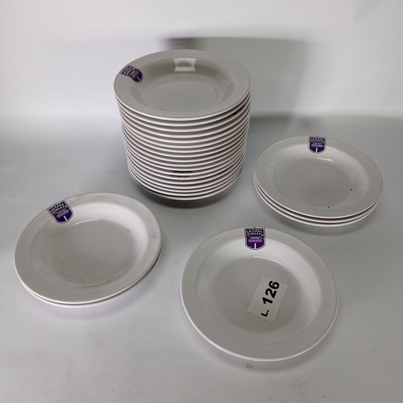 Platos de porcelana Olmos con logo de La Casa Violeta - imagen 5