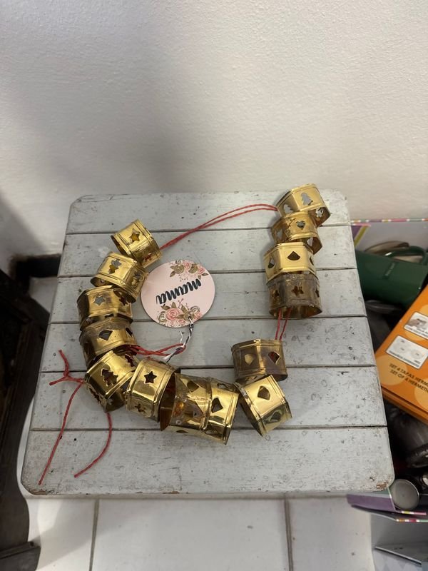 14 Aros para Servilletas Dorados con Diseños Navideños
