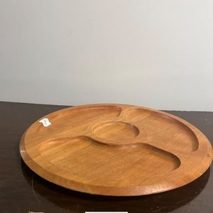 Lote siguiente: Copetinero Redondo de Madera Clara