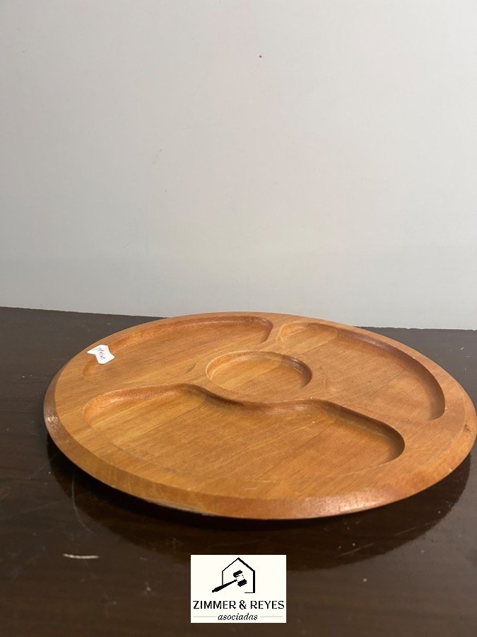 Copetinero Redondo de Madera Clara