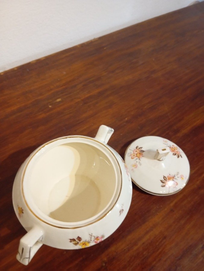 Azucarero de porcelana con diseño floral - imagen 4
