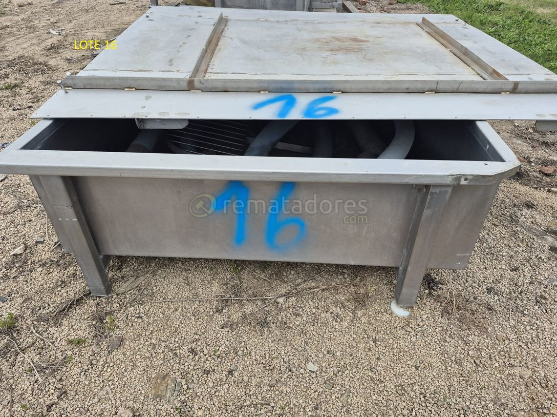 Mesa de Acero Inoxidable Industrial con Ruedas
