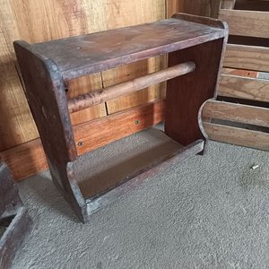 Par de Revisteros y Porta Rollo de Madera Rústica - imagen 5