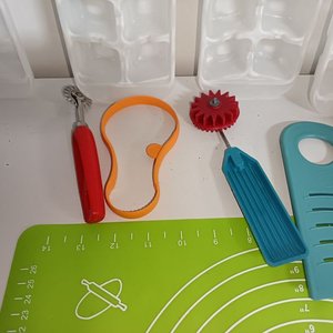 Set de Utensilios de Cocina y Cubeteras - imagen 3