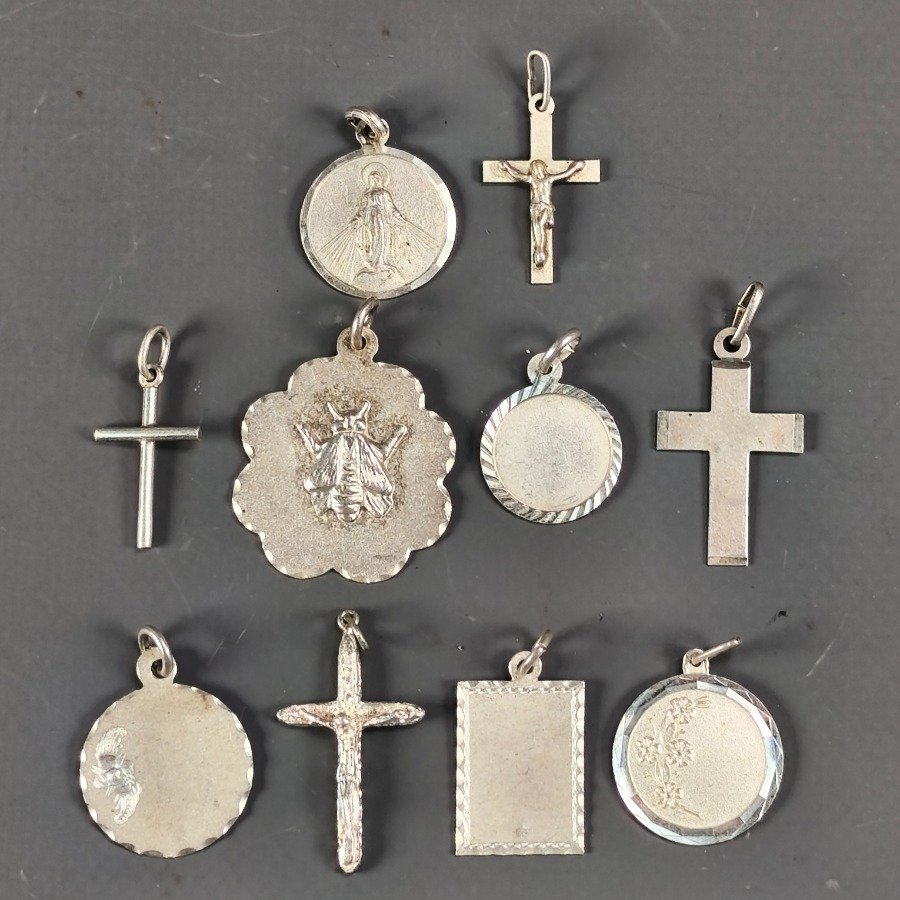 Item 16376 - Image 1