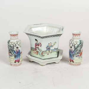 Juego de Porcelana China: Macetero y 2 Floreros Decorados - imagen 1