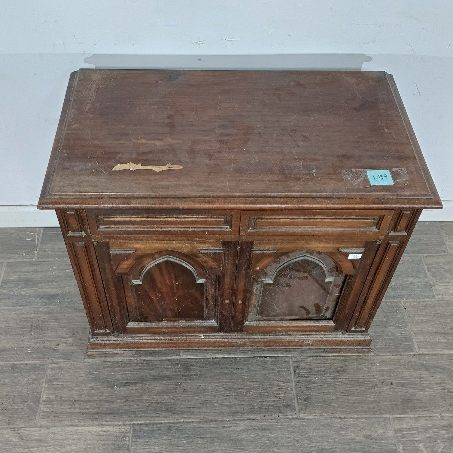 Mueble auxiliar estilo gótico en cedro - imagen 5