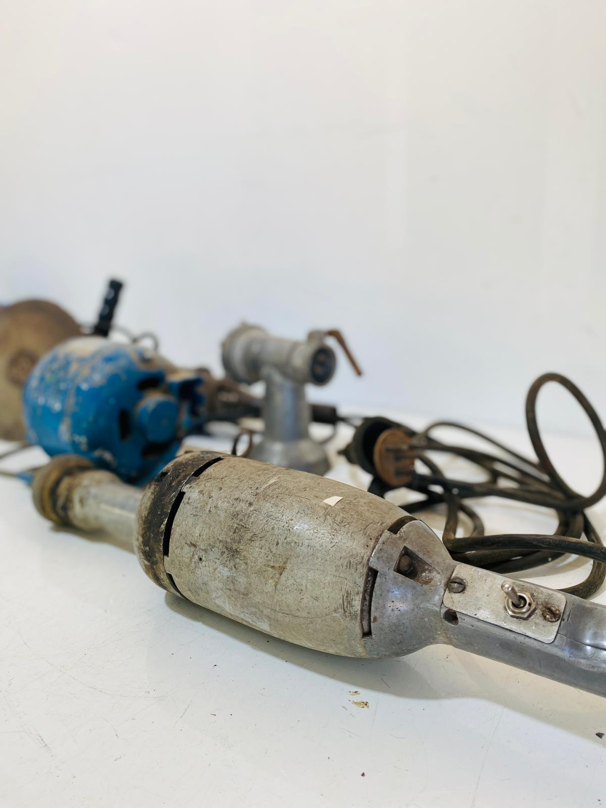 Item lote-x4-articulos-motor-amoladora-piedra-de-afilar-y-otro - Image 0