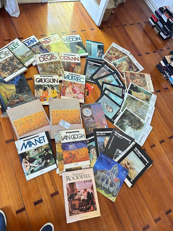 Colección de libros y láminas de pintores Renacentistas
