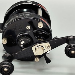 Reel Rotativo Abu Garcia 4600 C Black - Producto de Suecia - imagen 6
