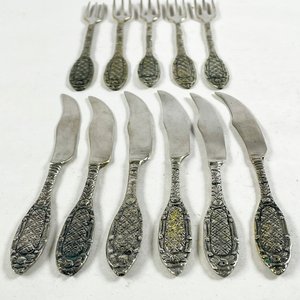 Juego de 11 Tenedores y Cuchillos para Postre con Cabo Labrado - imagen 2