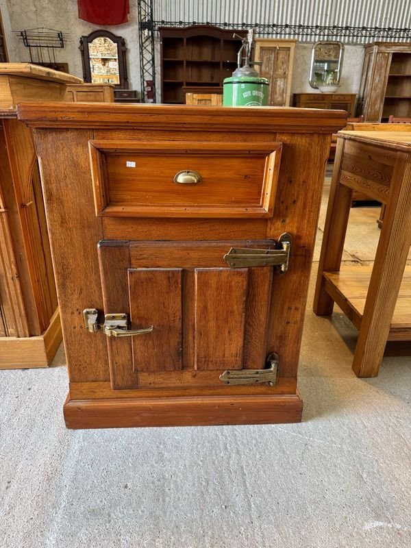 Item 877706 - Image 1