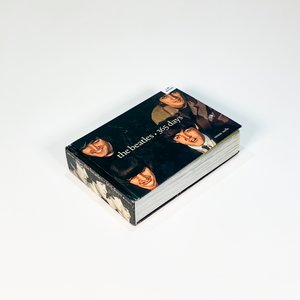 Lote anterior: Libro "Los Beatles - 365 Días" (1963-1965), Tapa Negra