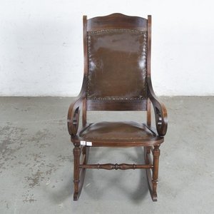 Sillón Hamaca Colonial Tapizado en Cuerina Marrón - imagen 1