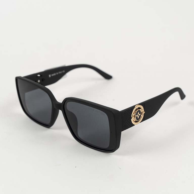 Par de lentes de sol en buen estado