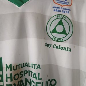 Camiseta de Fútbol Club Plaza Colonia de Deportes Talle L - Utilería Oficial - imagen 3