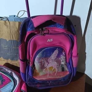Set de Mochilas Escolares Infantiles con Diseño LOL y Unicornio - imagen 4