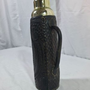 Termo de Vidrio con Forro de Cuero Grabado - imagen 3