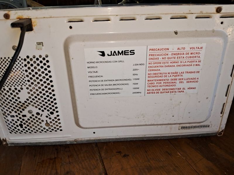 Microondas James en venta, condición pobre - imagen 2