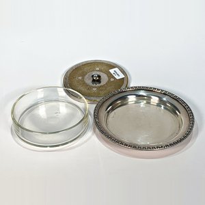 Dulcera Circular de Vidrio y Metal con Tapa y Base - imagen 5