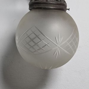 Aplique de Pared Europeo con Figura de Grifo y Globo de Vidrio - imagen 8