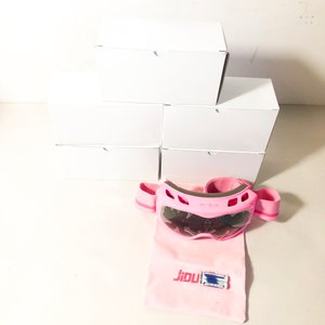 Cinco Masajeadores Faciales Tipo Lentes Rosados con Estuche - imagen 2