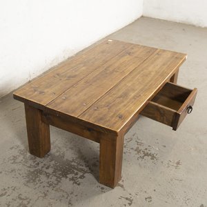 Mesa de Living Rústica de Madera con Cajón y Detalles en Lustre - imagen 3