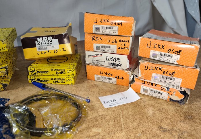 Item 16820 - Image 4