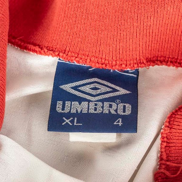 Camiseta de Vélez Sarsfield oficial de tienda marca UMBRO - imagen 3