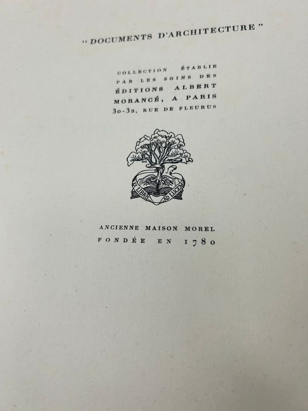 Libro de arte medieval francés con escultura metálica - imagen 3