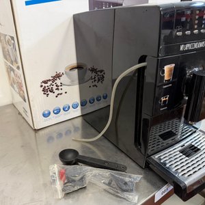 Cafetera Automática Beko CEG7425B con Molinillo Integrado - imagen 3