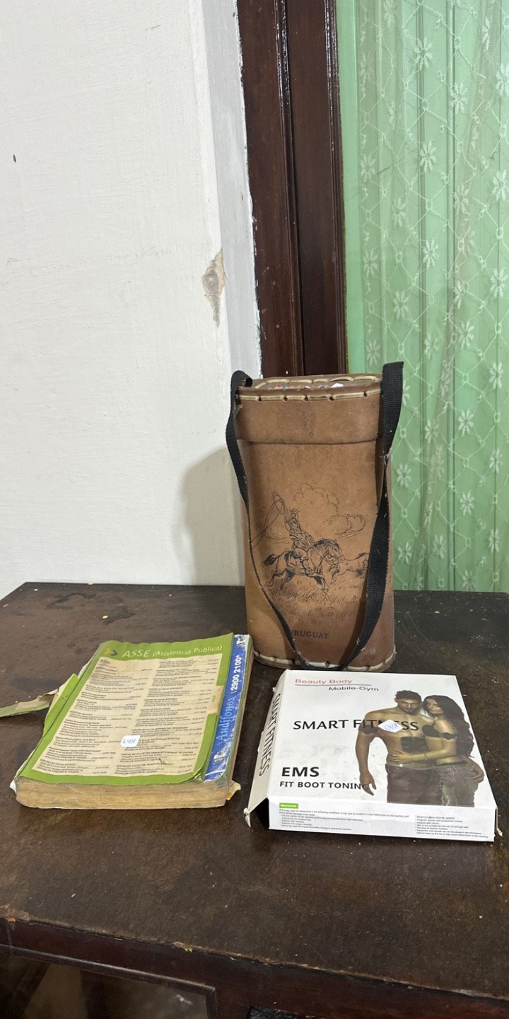 Matera de Cuero con Correa y Caja de EMS Fit Body Toning