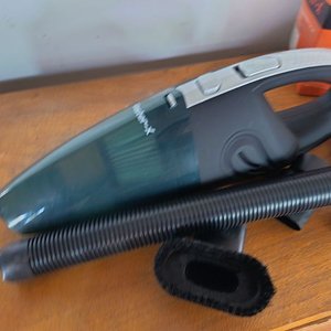 Aspiradora Portátil Master-X 120W USB para Vehículo - imagen 3
