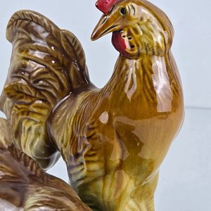 Grupo de cerámica: gallo, gallina y pollitos - imagen 3