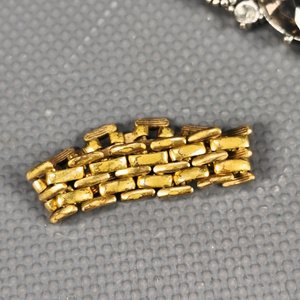 Conjunto de Joyería: Dije con Piedras Fantasía, Cadena Dorada y Anillo - imagen 7
