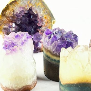 Cinco piedras amatistas diferentes - imagen 3