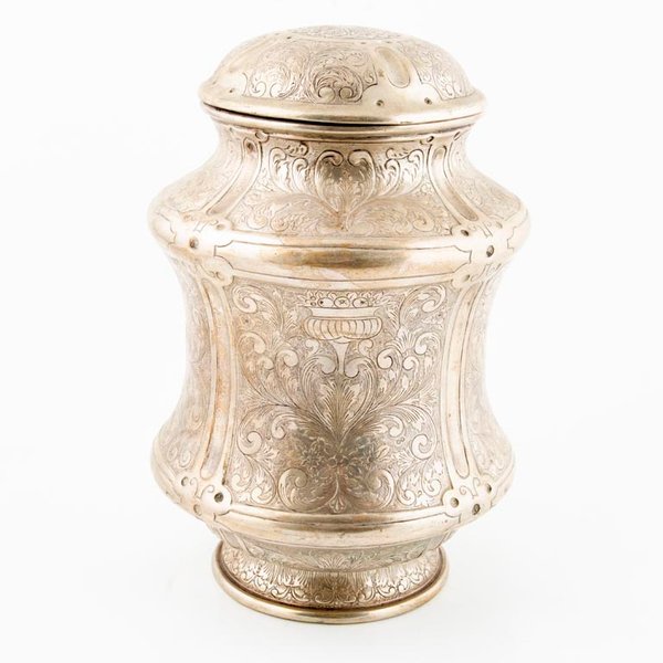Pote de Plata 800 Labrada con Relieve de Flores y Tapa - imagen 1