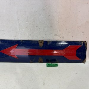 Lote siguiente: Cartel Antiguo Esmaltado Flecha Roja