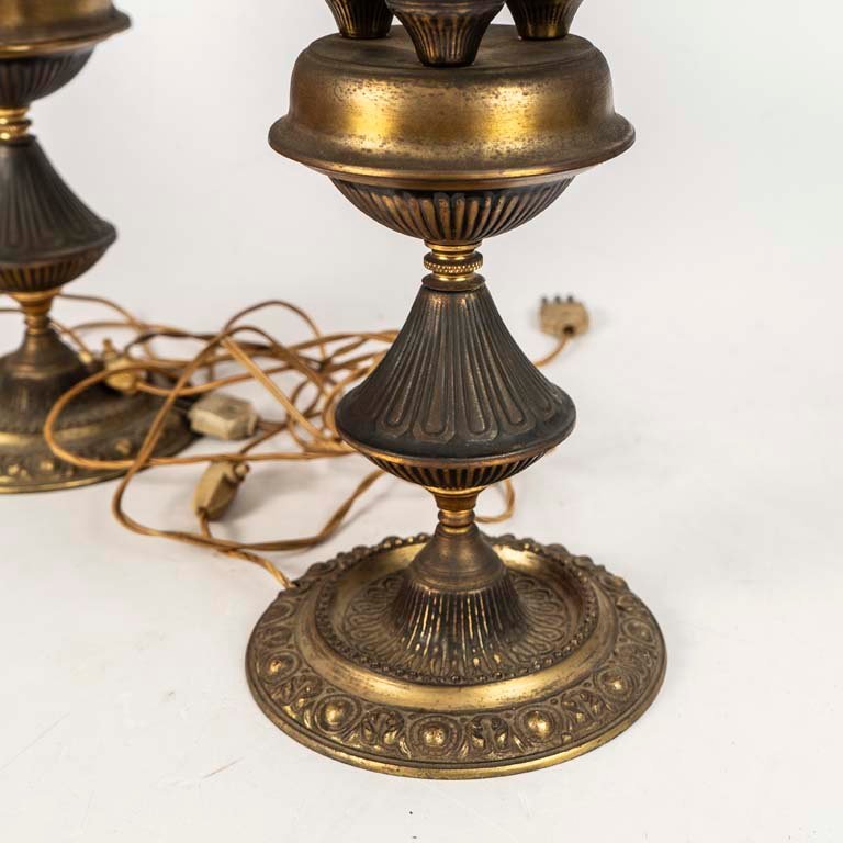 Lámparas de bronce y metal con tulipa de vidrio - imagen 2