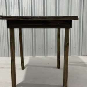 Juego de Mesa Rústica Rectangular con 4 Sillas de Madera Oscura - imagen 15