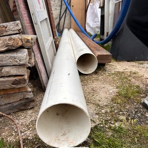 Dos caños de PVC blancos de 12 cm de diámetro - imagen 6