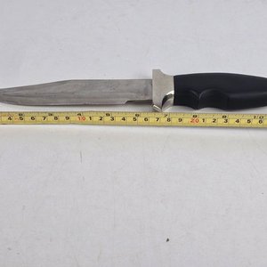 Cuchillo de Caza con Funda Negra - imagen 6